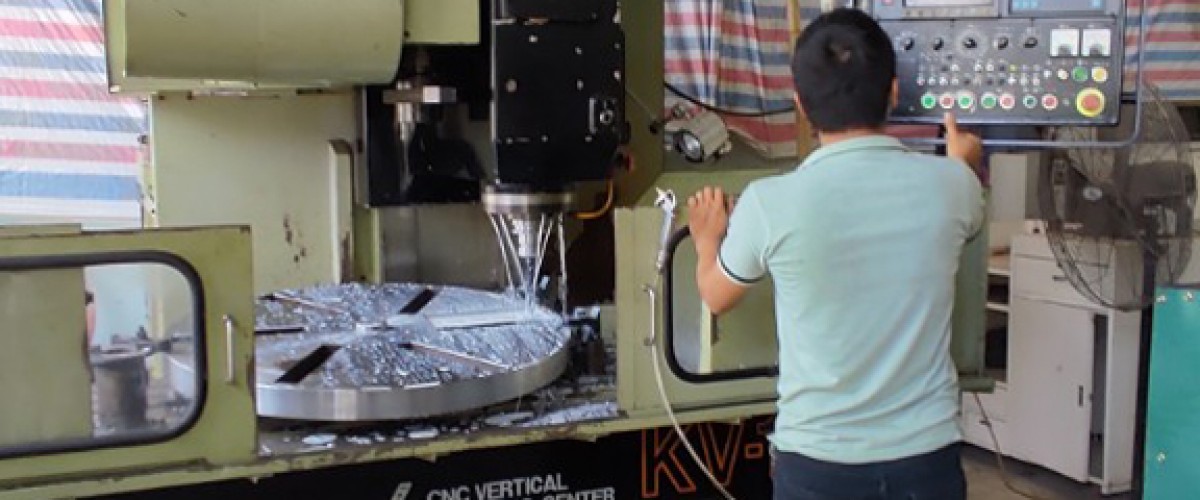 GIA CÔNG ĐĨA MÁY BĂM GỖ